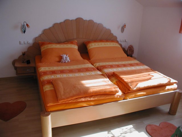 Schlafzimmer1